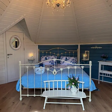 Cosy Garden Bed & Breakfast Alblasserdam