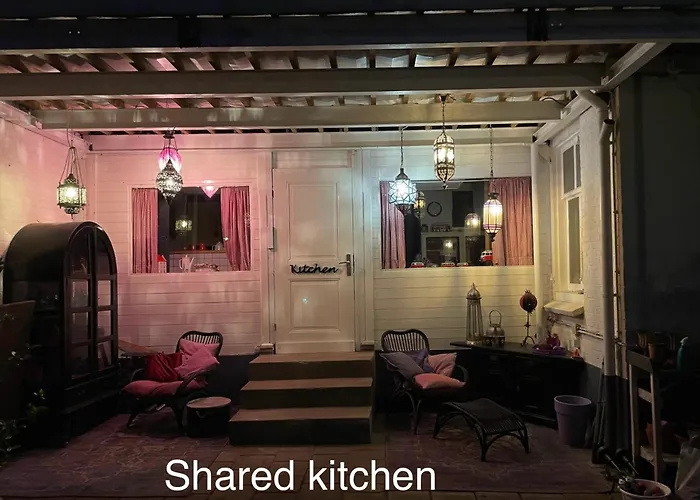 Cosy Garden Bed and breakfast 3*